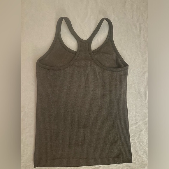 Ebb to Street Tank Top
Light Support, B/C Cup. Lululemon Tank, NWOT. - Picture 4 of 5